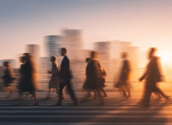 Como a Sazonalidade Brasileira Impacta Negócios e Pessoas